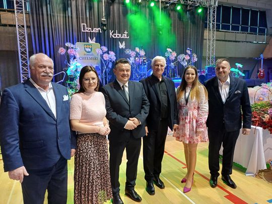 Powiatowy Dzień Kobiet. Chłopcy z Placu Broni, Yaroo i Tymon Bitkowski [GALERIA ZDJĘĆ]