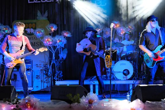 Powiatowy Dzień Kobiet. Chłopcy z Placu Broni, Yaroo i Tymon Bitkowski [GALERIA ZDJĘĆ]