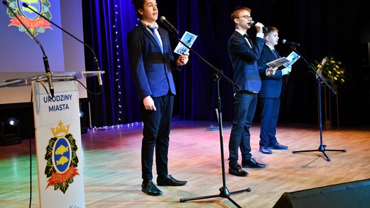 631. rocznica nadania miastu Krasnystaw praw miejskich. Uroczysta sesja  [GALERIA ZDJĘĆ]