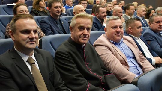 631. rocznica nadania miastu Krasnystaw praw miejskich. Uroczysta sesja  [GALERIA ZDJĘĆ]