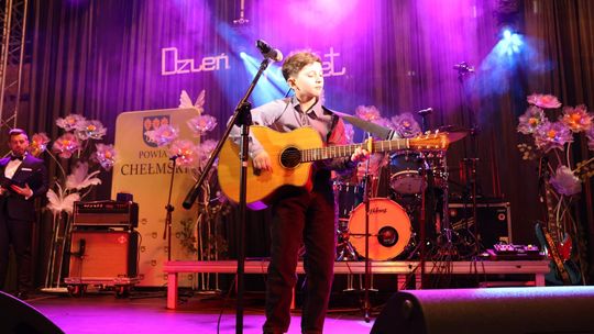 Powiatowy Dzień Kobiet. Chłopcy z Placu Broni, Yaroo i Tymon Bitkowski cz. III [GALERIA ZDJĘĆ]