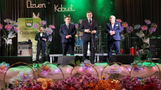 Powiatowy Dzień Kobiet. Chłopcy z Placu Broni, Yaroo i Tymon Bitkowski cz. III [GALERIA ZDJĘĆ]