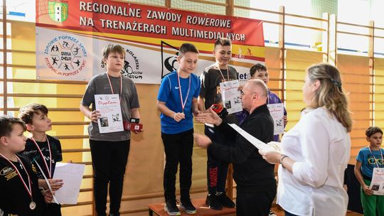 Gm. Chełm. Regionalne Zawody Rowerowe na Trenażerach Multimedialnych [GALERIA ZDJĘĆ]