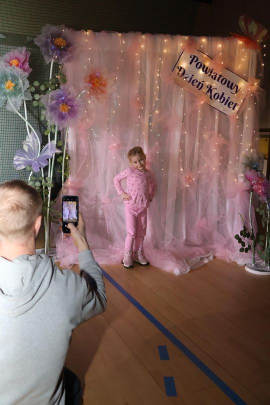 Powiatowy Dzień Kobiet. Chłopcy z Placu Broni, Yaroo i Tymon Bitkowski cz. III [GALERIA ZDJĘĆ]