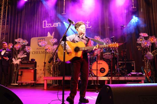 Powiatowy Dzień Kobiet. Chłopcy z Placu Broni, Yaroo i Tymon Bitkowski cz. III [GALERIA ZDJĘĆ]