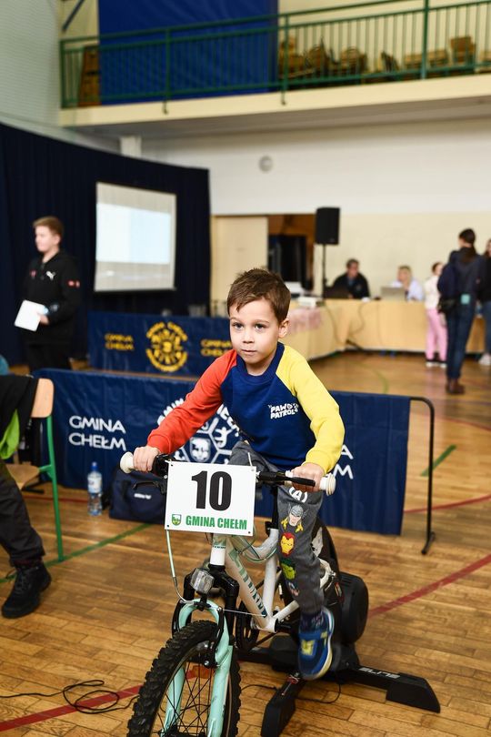 Gm. Chełm. Regionalne Zawody Rowerowe na Trenażerach Multimedialnych [GALERIA ZDJĘĆ]