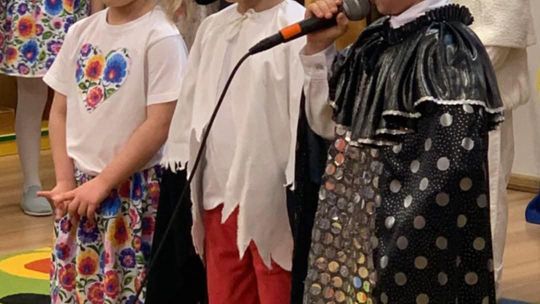 Chełm. Pączki, faworki i dobra zabawa w Przedszkolu Miejskim nr 8 [GALERIA ZDJĘĆ]