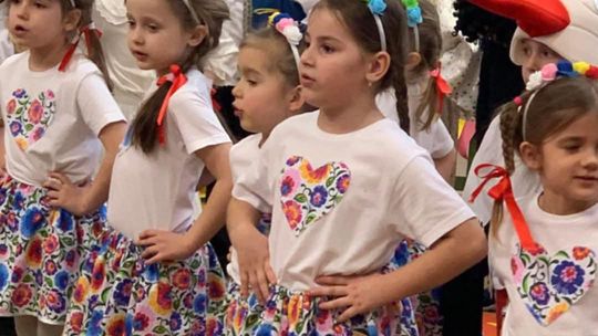 Chełm. Pączki, faworki i dobra zabawa w Przedszkolu Miejskim nr 8 [GALERIA ZDJĘĆ]