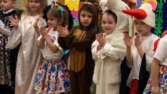 Chełm. Pączki, faworki i dobra zabawa w Przedszkolu Miejskim nr 8 [GALERIA ZDJĘĆ]