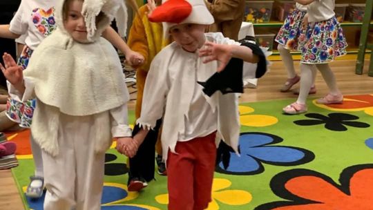 Chełm. Pączki, faworki i dobra zabawa w Przedszkolu Miejskim nr 8 [GALERIA ZDJĘĆ]