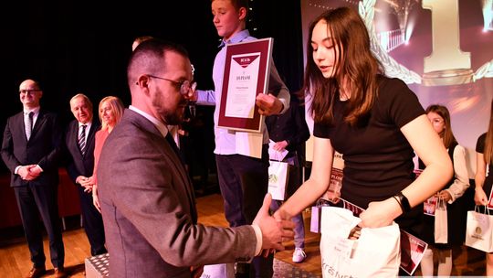 Powiat krasnostawski. Gala Mistrzów Sportu 2024. Najlepsi sportowcy nagrodzeni [GALERIA ZDJĘĆ]