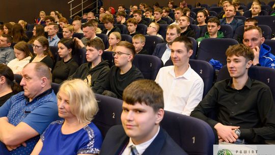 Powiat krasnostawski. Gala Mistrzów Sportu 2024. Najlepsi sportowcy nagrodzeni [GALERIA ZDJĘĆ]