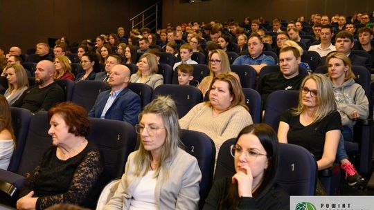 Powiat krasnostawski. Gala Mistrzów Sportu 2024. Najlepsi sportowcy nagrodzeni [GALERIA ZDJĘĆ]