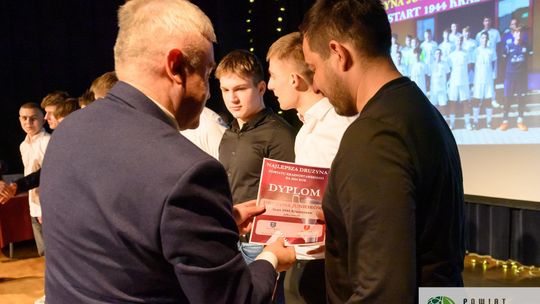 Powiat krasnostawski. Gala Mistrzów Sportu 2024. Najlepsi sportowcy nagrodzeni [GALERIA ZDJĘĆ]