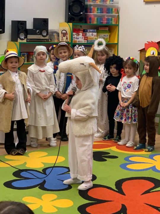 Chełm. Pączki, faworki i dobra zabawa w Przedszkolu Miejskim nr 8 [GALERIA ZDJĘĆ]