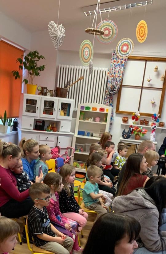 Chełm. Pączki, faworki i dobra zabawa w Przedszkolu Miejskim nr 8 [GALERIA ZDJĘĆ]