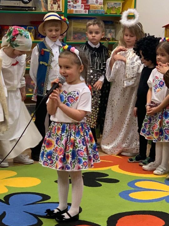 Chełm. Pączki, faworki i dobra zabawa w Przedszkolu Miejskim nr 8 [GALERIA ZDJĘĆ]