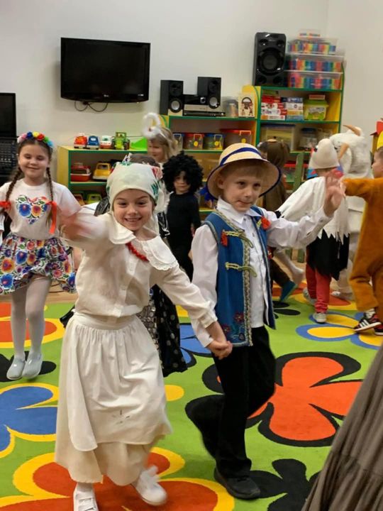 Chełm. Pączki, faworki i dobra zabawa w Przedszkolu Miejskim nr 8 [GALERIA ZDJĘĆ]