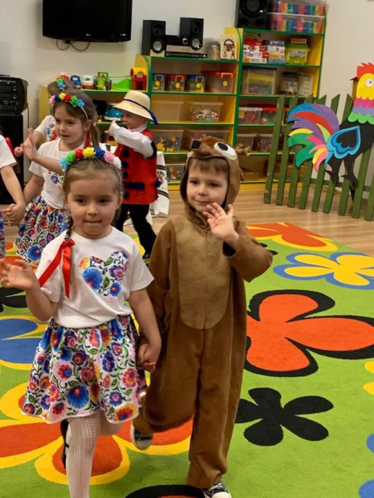 Chełm. Pączki, faworki i dobra zabawa w Przedszkolu Miejskim nr 8 [GALERIA ZDJĘĆ]