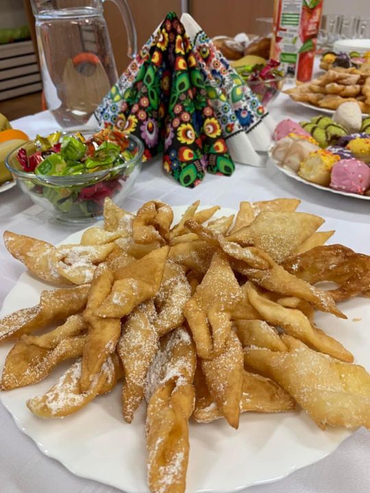 Chełm. Pączki, faworki i dobra zabawa w Przedszkolu Miejskim nr 8 [GALERIA ZDJĘĆ]