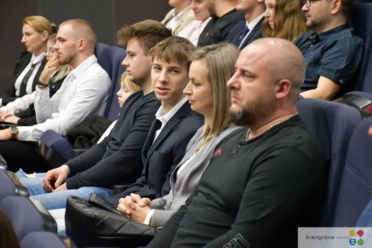 Powiat krasnostawski. Gala Mistrzów Sportu 2024. Najlepsi sportowcy nagrodzeni [GALERIA ZDJĘĆ]