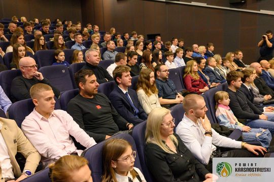 Powiat krasnostawski. Gala Mistrzów Sportu 2024. Najlepsi sportowcy nagrodzeni [GALERIA ZDJĘĆ]