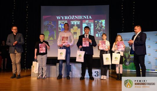 Powiat krasnostawski. Gala Mistrzów Sportu 2024. Najlepsi sportowcy nagrodzeni [GALERIA ZDJĘĆ]