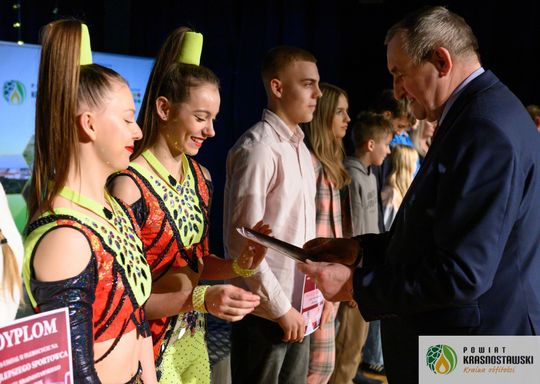 Powiat krasnostawski. Gala Mistrzów Sportu 2024. Najlepsi sportowcy nagrodzeni [GALERIA ZDJĘĆ]