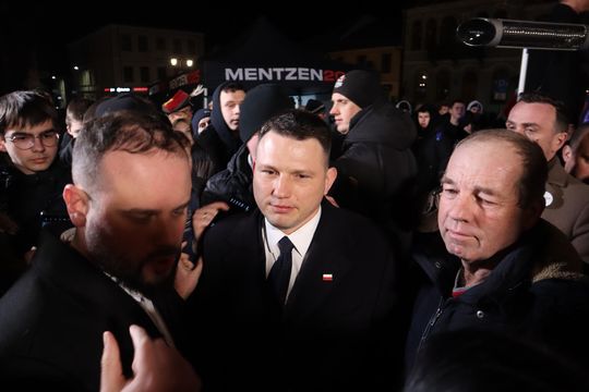 Tłumy podczas spotkania ze Sławomirem Mentzenem w Krasnymstawie [GALERIA ZDJĘĆ]