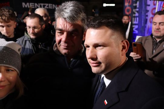 Tłumy podczas spotkania ze Sławomirem Mentzenem w Krasnymstawie [GALERIA ZDJĘĆ]