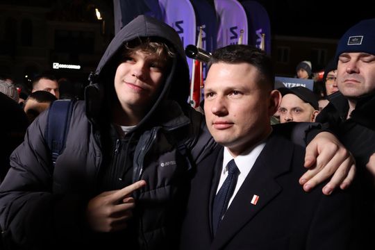 Tłumy podczas spotkania ze Sławomirem Mentzenem w Krasnymstawie [GALERIA ZDJĘĆ]