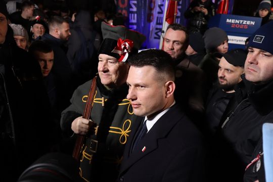 Tłumy podczas spotkania ze Sławomirem Mentzenem w Krasnymstawie [GALERIA ZDJĘĆ]