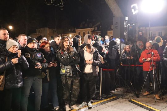 Tłumy podczas spotkania ze Sławomirem Mentzenem w Krasnymstawie [GALERIA ZDJĘĆ]