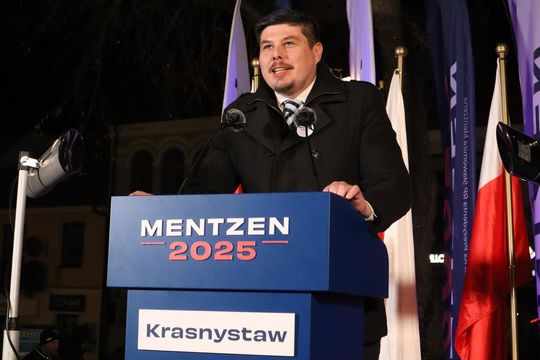 Tłumy podczas spotkania ze Sławomirem Mentzenem w Krasnymstawie [GALERIA ZDJĘĆ]