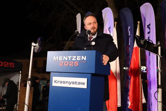 Tłumy podczas spotkania ze Sławomirem Mentzenem w Krasnymstawie [GALERIA ZDJĘĆ]