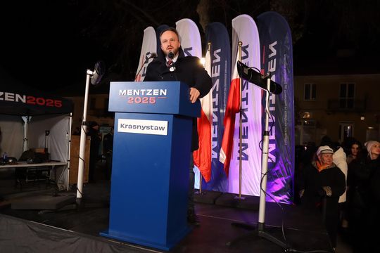 Tłumy podczas spotkania ze Sławomirem Mentzenem w Krasnymstawie [GALERIA ZDJĘĆ]