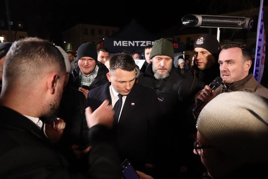 Tłumy podczas spotkania ze Sławomirem Mentzenem w Krasnymstawie [GALERIA ZDJĘĆ]
