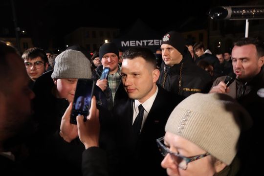 Tłumy podczas spotkania ze Sławomirem Mentzenem w Krasnymstawie [GALERIA ZDJĘĆ]