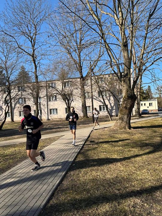 Bieg Pamięci Żołnierzy Wyklętych w szkole w Okszowie [GALERIA ZDJĘĆ]