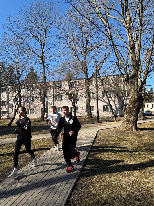 Bieg Pamięci Żołnierzy Wyklętych w szkole w Okszowie [GALERIA ZDJĘĆ]