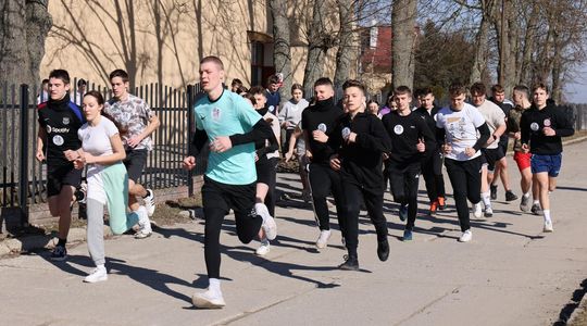 Bieg Pamięci Żołnierzy Wyklętych w szkole w Okszowie [GALERIA ZDJĘĆ]