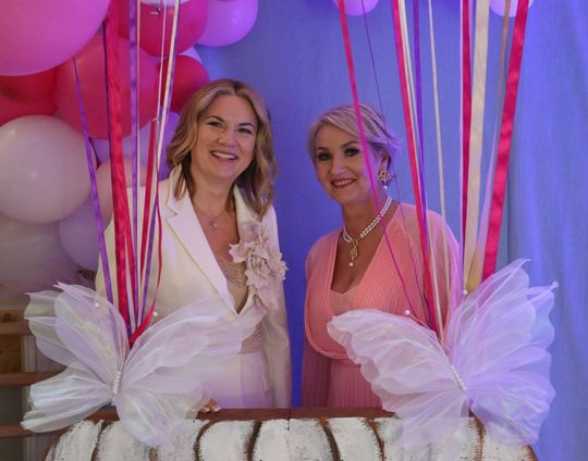 Dzień Kobiet w Leśniowicach. Pani bawiły się z zespołem Cookies Band [GALERIA ZDJĘĆ]