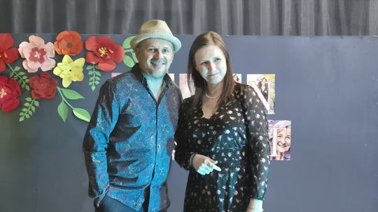 Dzień Kobiet w Siedliszczu. Były goździki i koncert K.A.S.A. [GALERIA ZDJĘĆ]