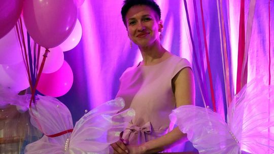 Dzień Kobiet w Leśniowicach. Pani bawiły się z zespołem Cookies Band cz. II [GALERIA ZDJĘĆ]