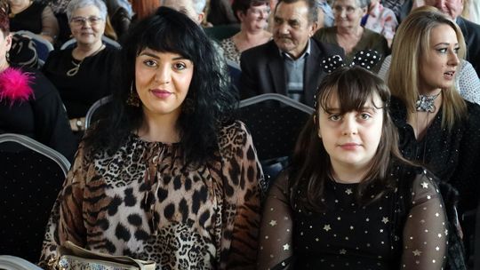 Dzień Kobiet w Leśniowicach. Pani bawiły się z zespołem Cookies Band cz. II [GALERIA ZDJĘĆ]