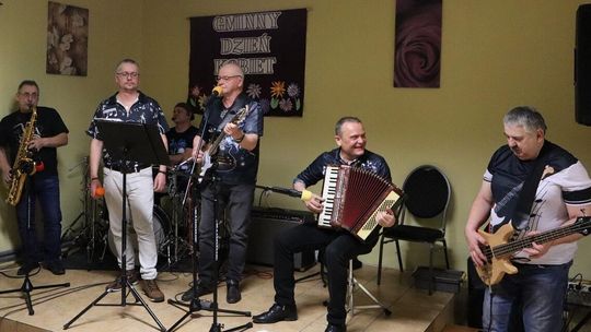 Gm. Białopole. Gminny Dzień Kobiet w świetlicy w Raciborowicach–Kolonii [GALERIA ZDJĘĆ]