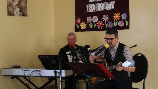 Gm. Białopole. Gminny Dzień Kobiet w świetlicy w Raciborowicach–Kolonii [GALERIA ZDJĘĆ]