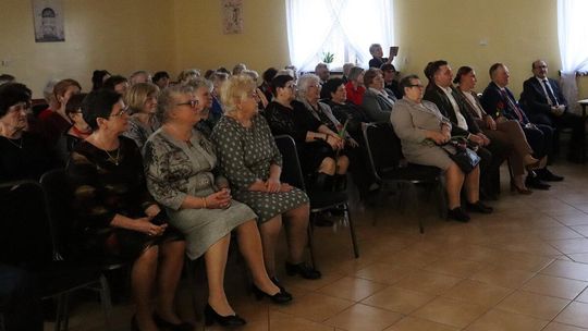 Gm. Białopole. Gminny Dzień Kobiet w świetlicy w Raciborowicach–Kolonii [GALERIA ZDJĘĆ]