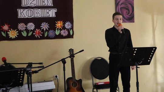 Gm. Białopole. Gminny Dzień Kobiet w świetlicy w Raciborowicach–Kolonii [GALERIA ZDJĘĆ]