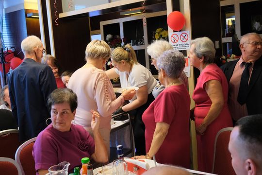 Chełm. Stowarzyszenie Emerytów i Rencistów Policyjnych świętowało Dzień Kobiet [GALERIA ZDJĘĆ]